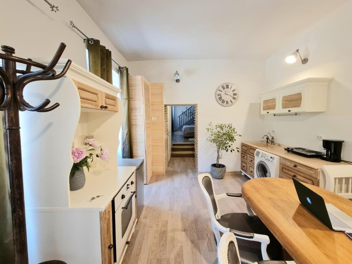 Happy House Apartment Брашов Екстериор снимка