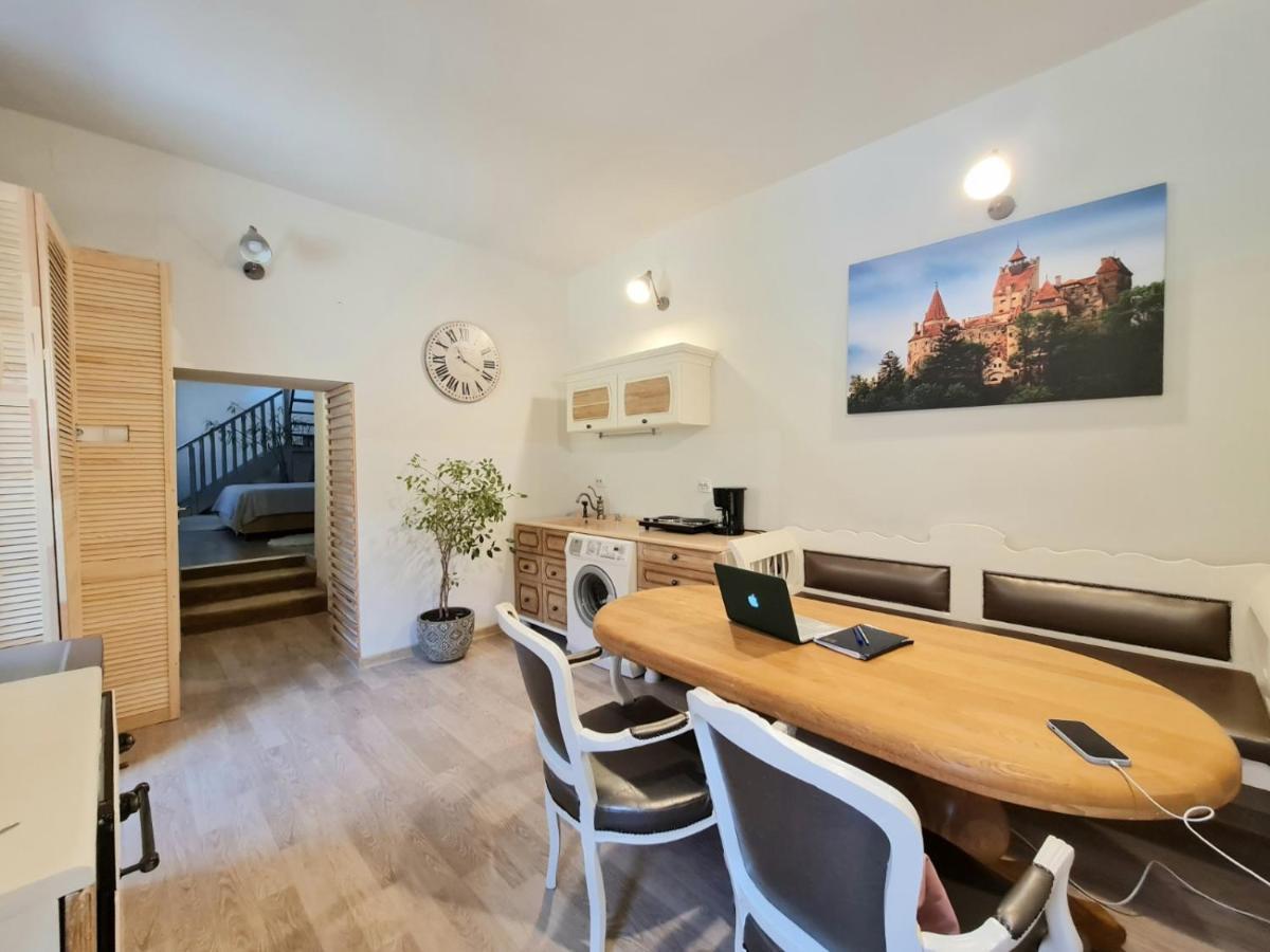 Happy House Apartment Брашов Екстериор снимка